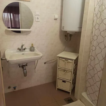 Barackvirag شقة Balatongyörök